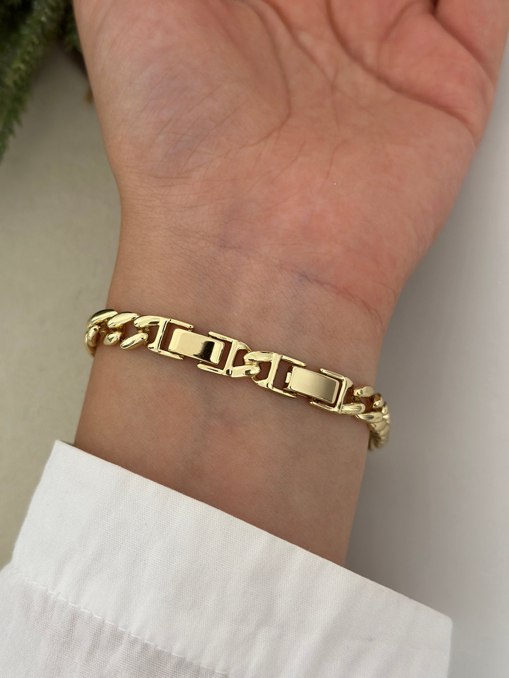 Gurmet Baget Detay Bileklik