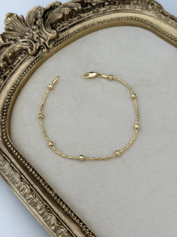 Dorika Top Aralıklı Bileklik