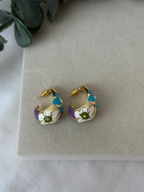 Çiçek Dama Desen Küpe