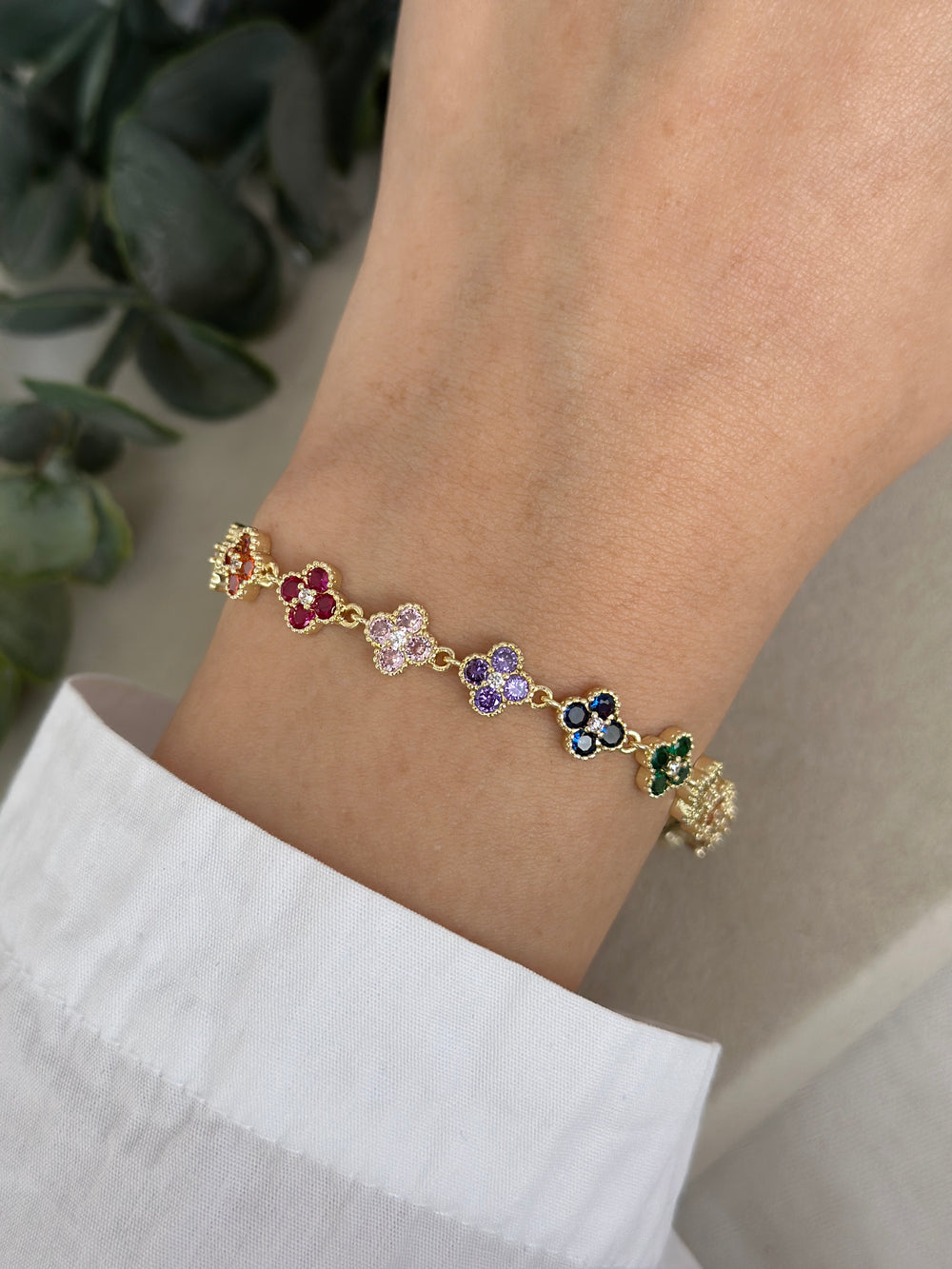 Renkli Çiçekli Vip Bileklik