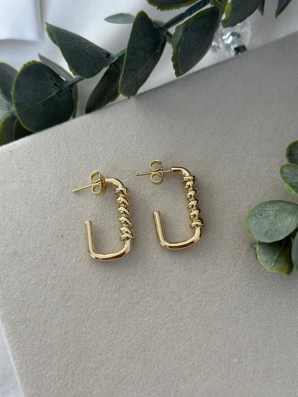 Dikey Sarmal Açık Küpe