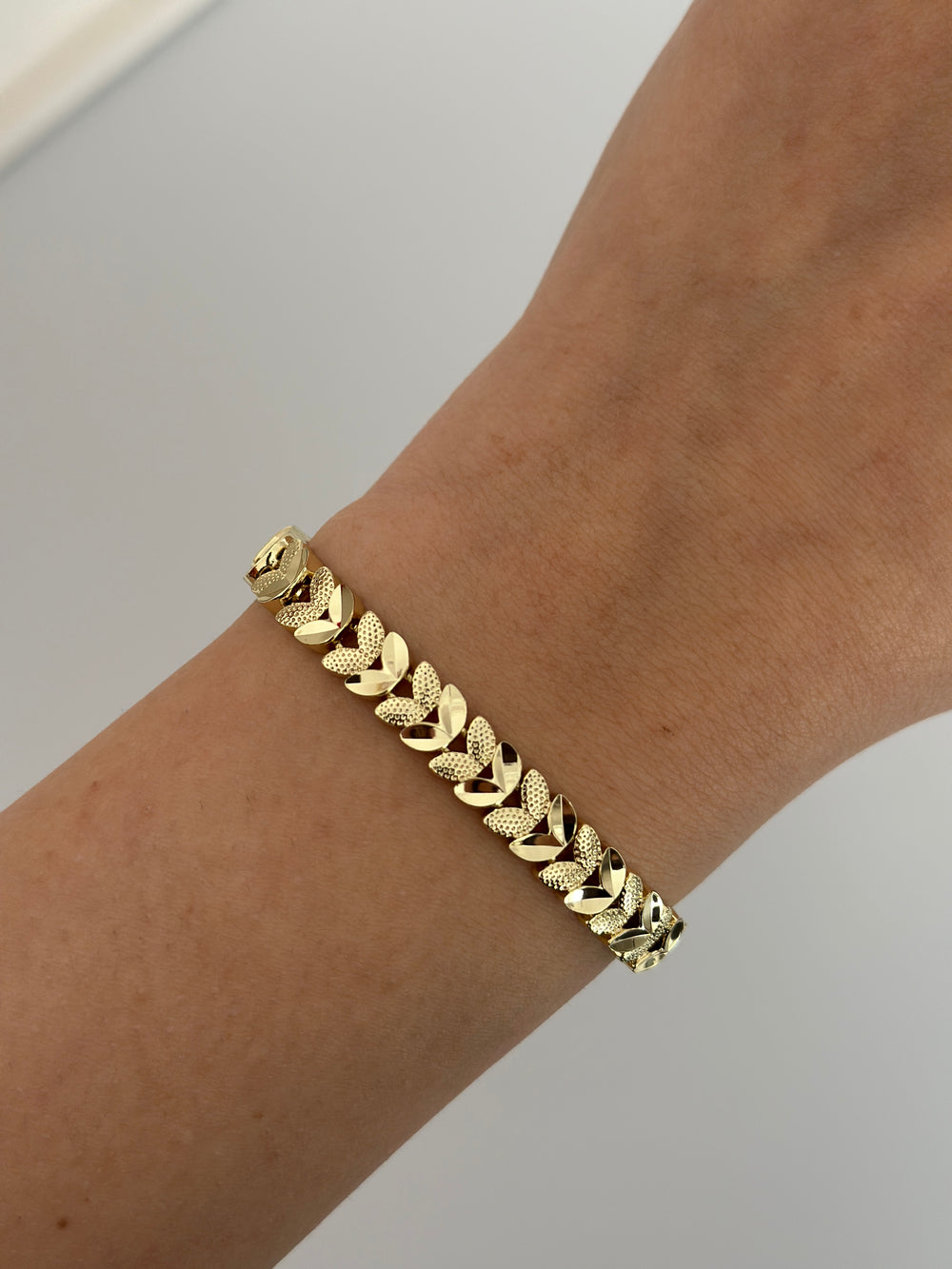 Yaprak Detay Bileklik