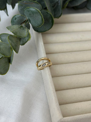 Mini Taşlı Gold Kıkırdak Küpe