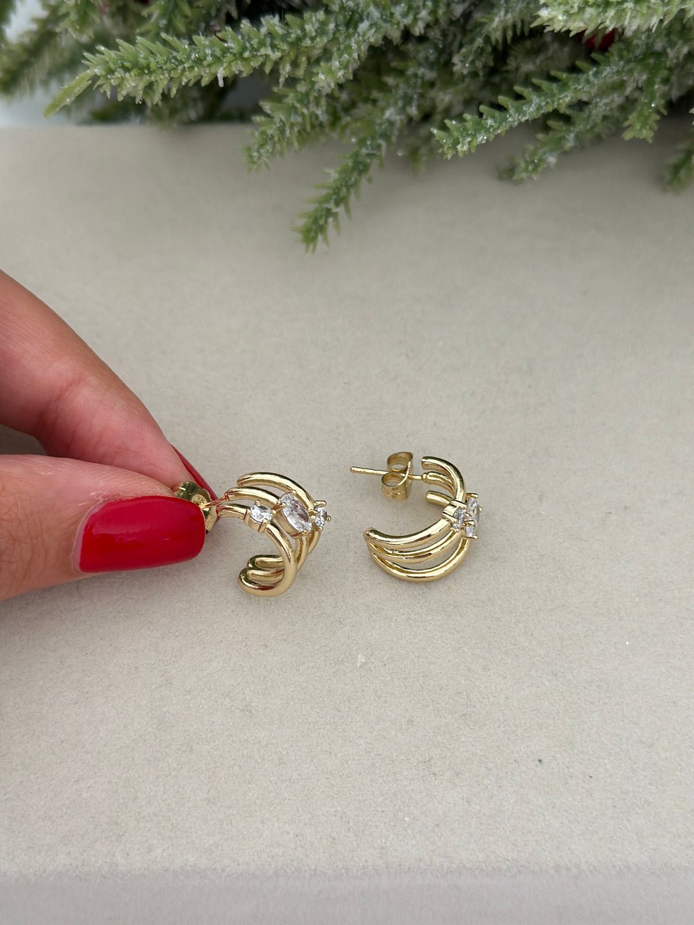 Taşlı Üçlü Görünüm Küpe