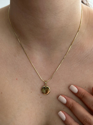 Yuvarlak Plaka Kolye