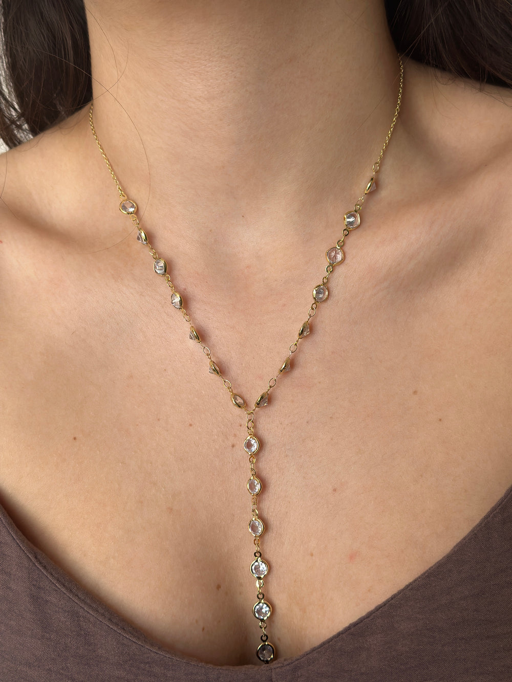 Yuvarlak Taşlı Y Kolye