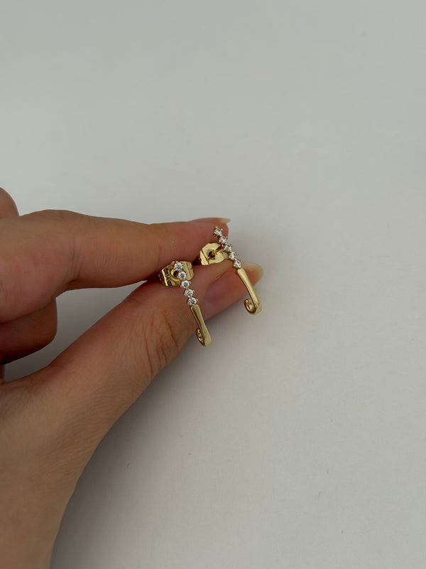 Dikey Beş Taşlı Küpe