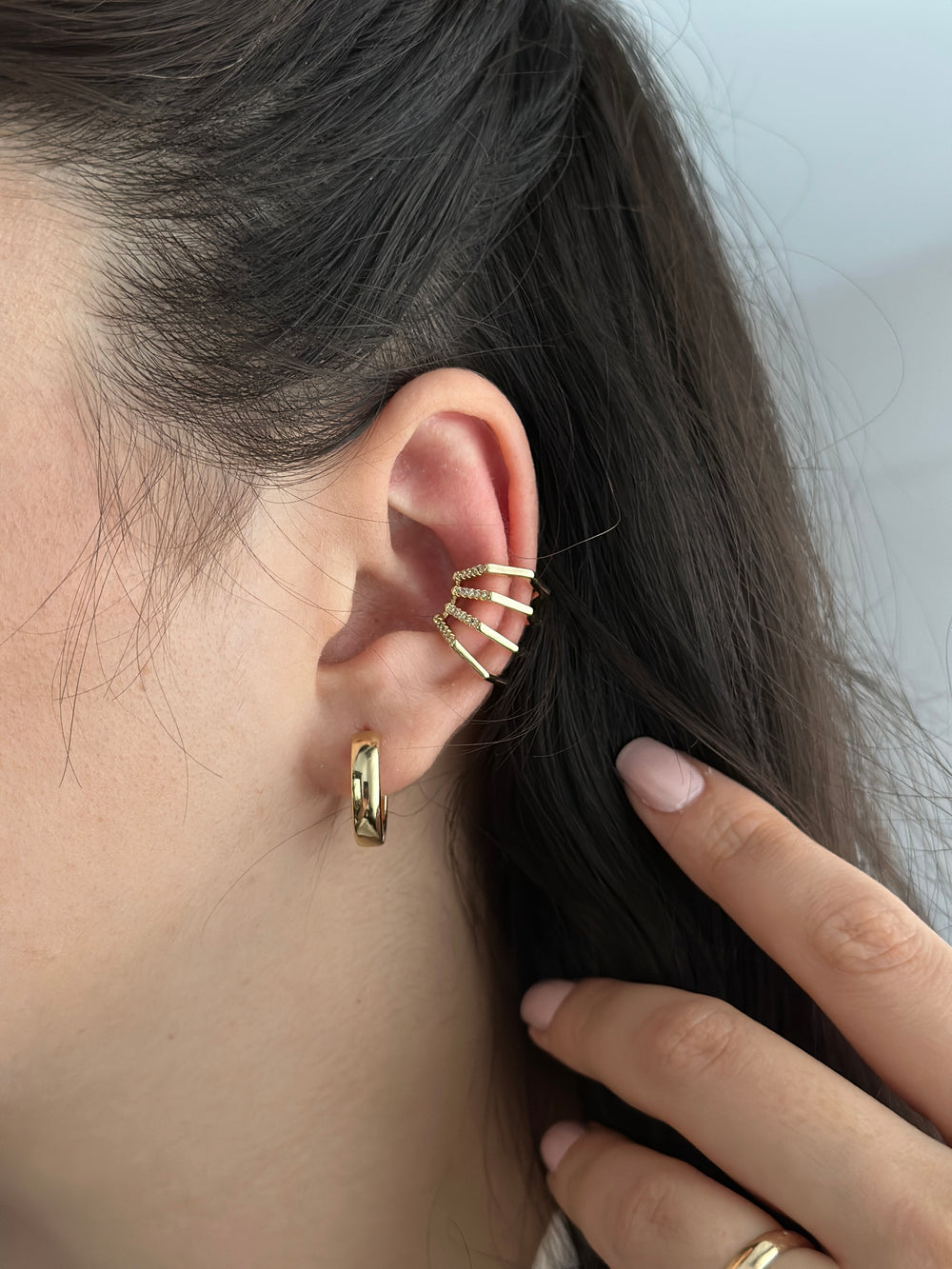 Dörtlü Görünüm Gold Kıkırdak Küpe