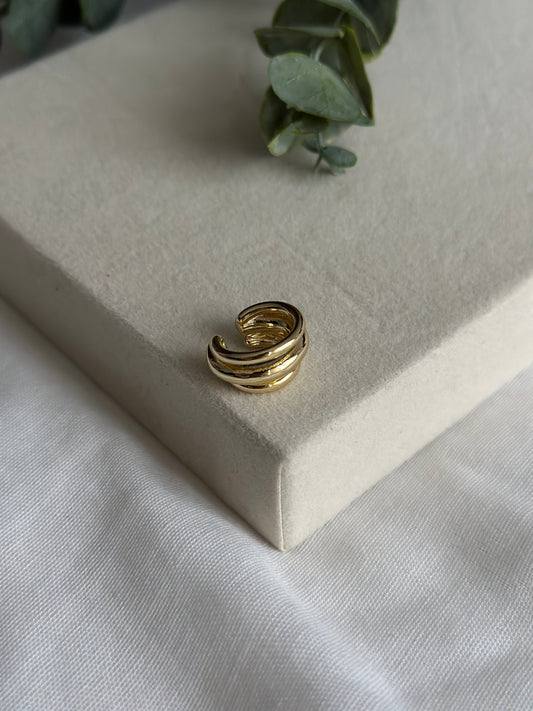 Gold Bombe Kıkırdak Küpe