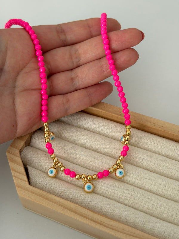 Fuşya Pembe Boncuk Kolye