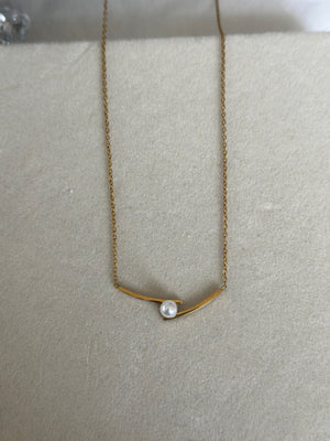 İnci Top Detay Kolye