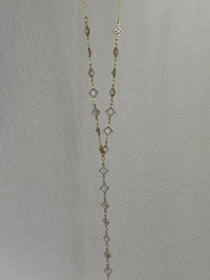 Kare Taşlı Y Kolye