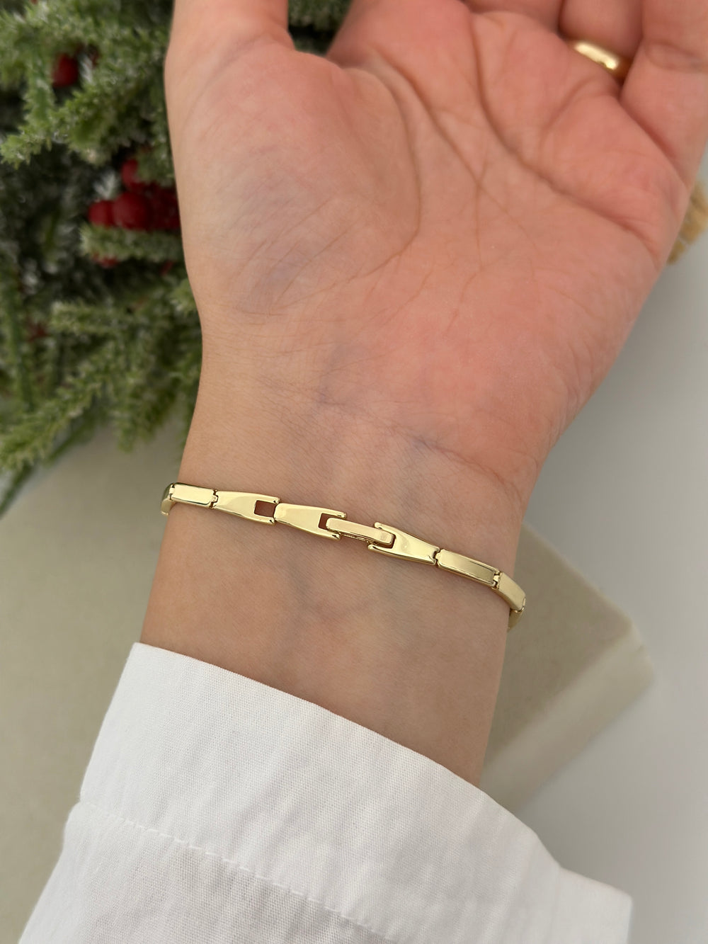 İnce Plaka Damla Taşlı Bileklik