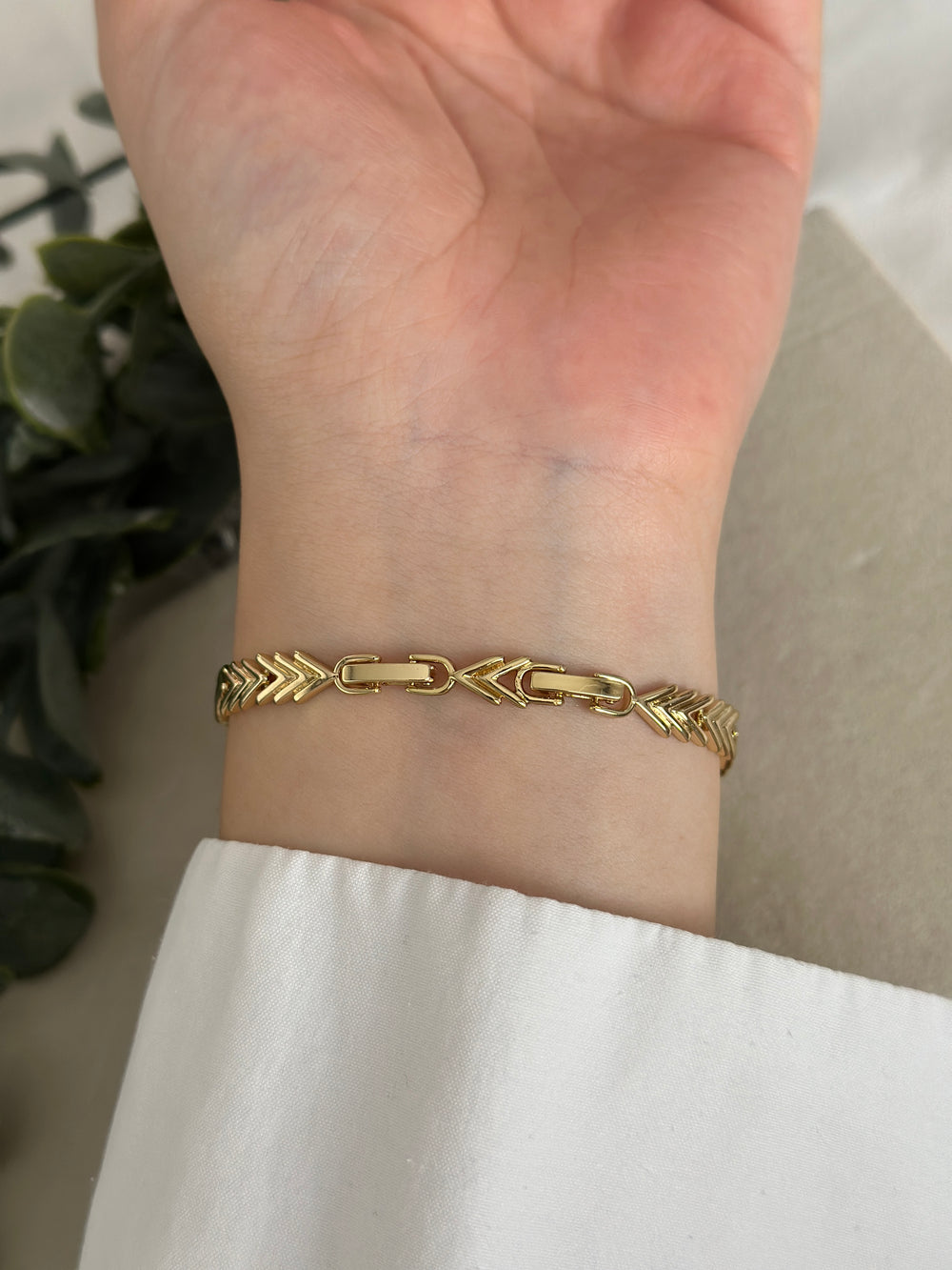 Taşlı Balık Sırtı Bileklik