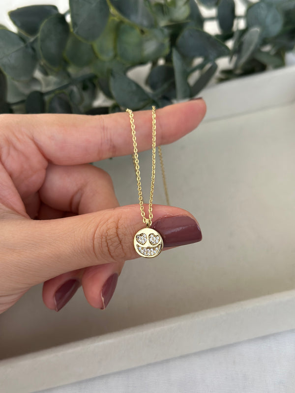 Gülen Yüz Plaka Kolye