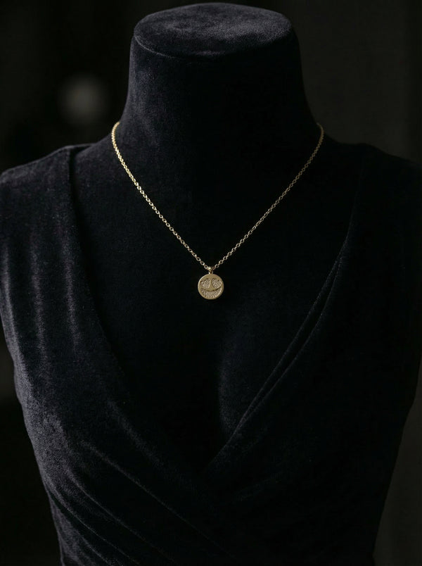 Gülen Yüz Plaka Kolye