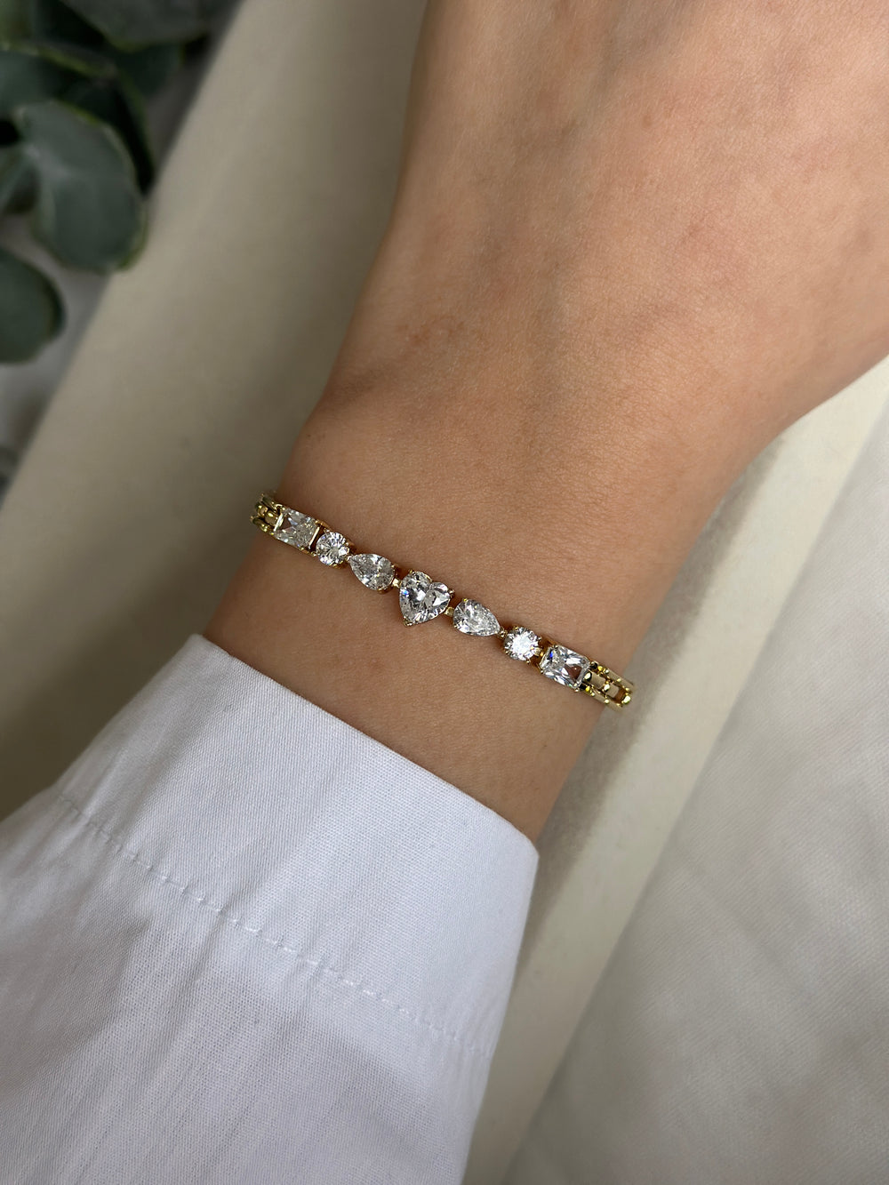 Ortası Kalp-Baget-Damla Taşlı Bileklik