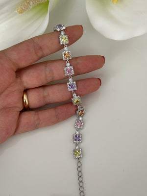 Renkli Kare Taşlı Bileklik