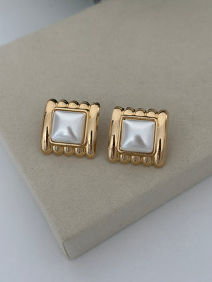 Kare Plaka İncili Küpe