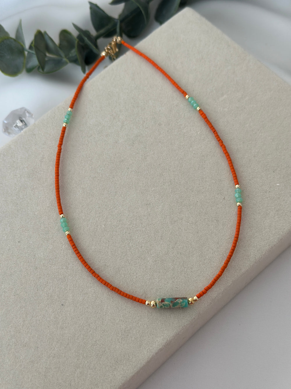 Ucu Doğal Taş Turuncu Kolye