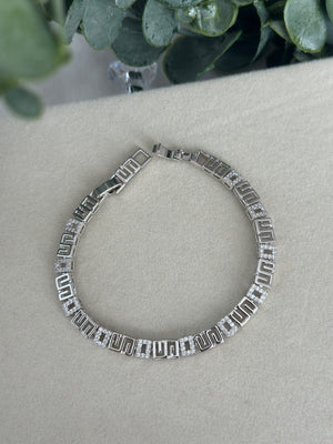 Taşlı Silver Labirent Bileklik