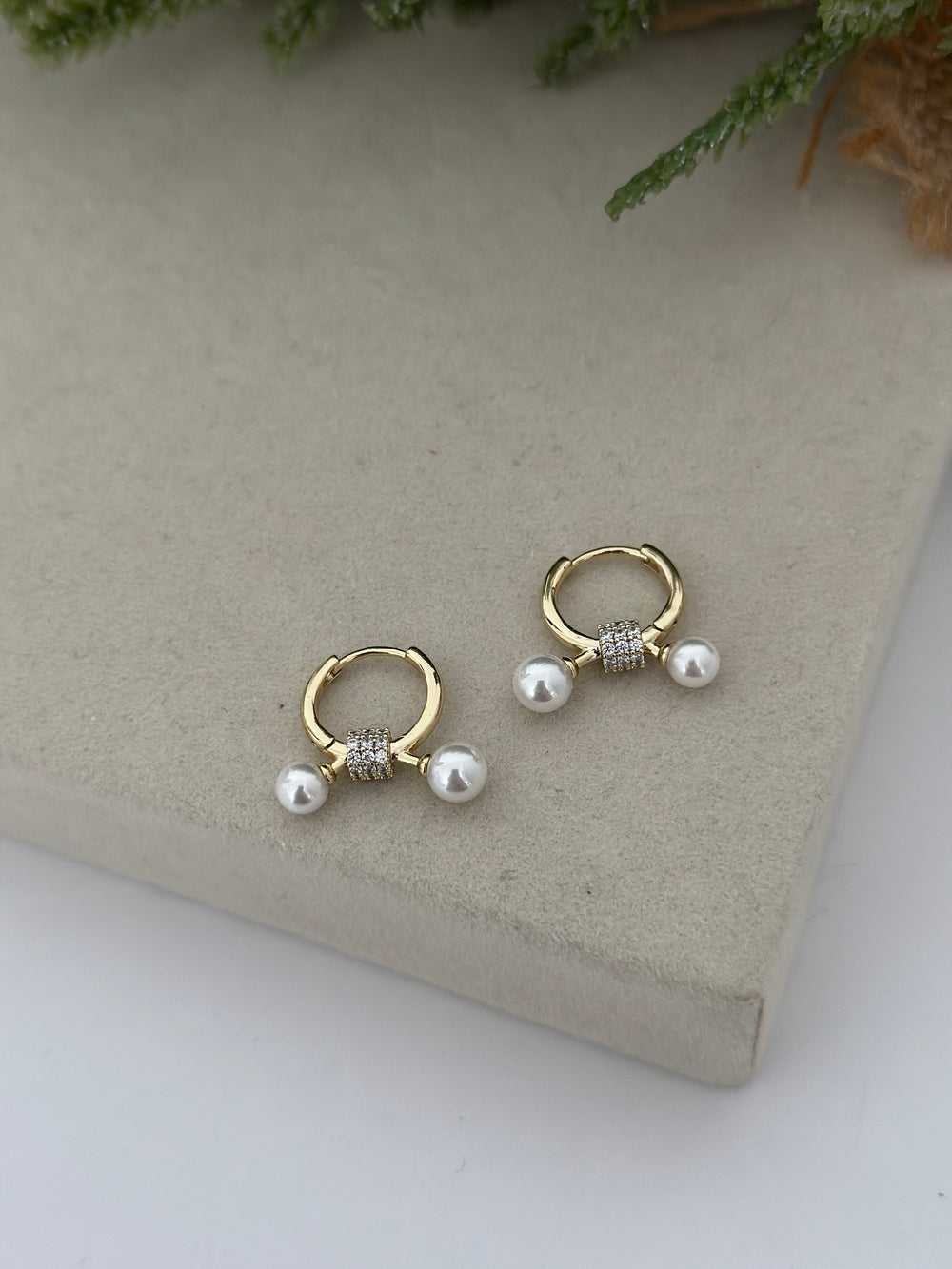 İki İnci Top Küpe