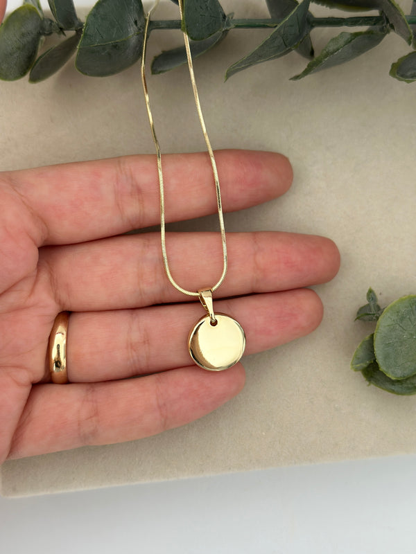 Yuvarlak Plaka Kolye