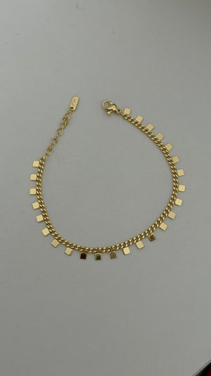 Kare Charmlı Bileklik