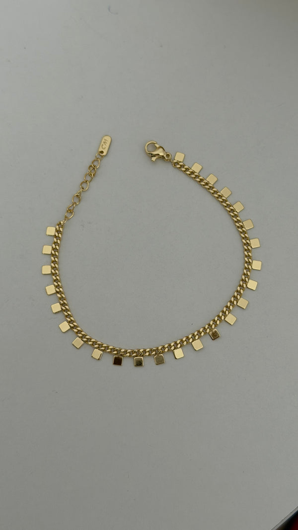 Kare Charmlı Bileklik