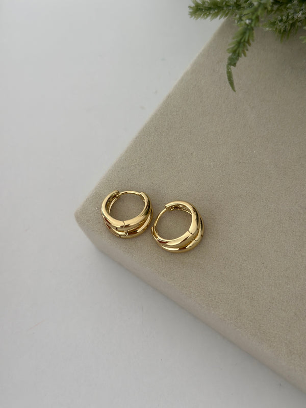 İkili Görünüm Küpe