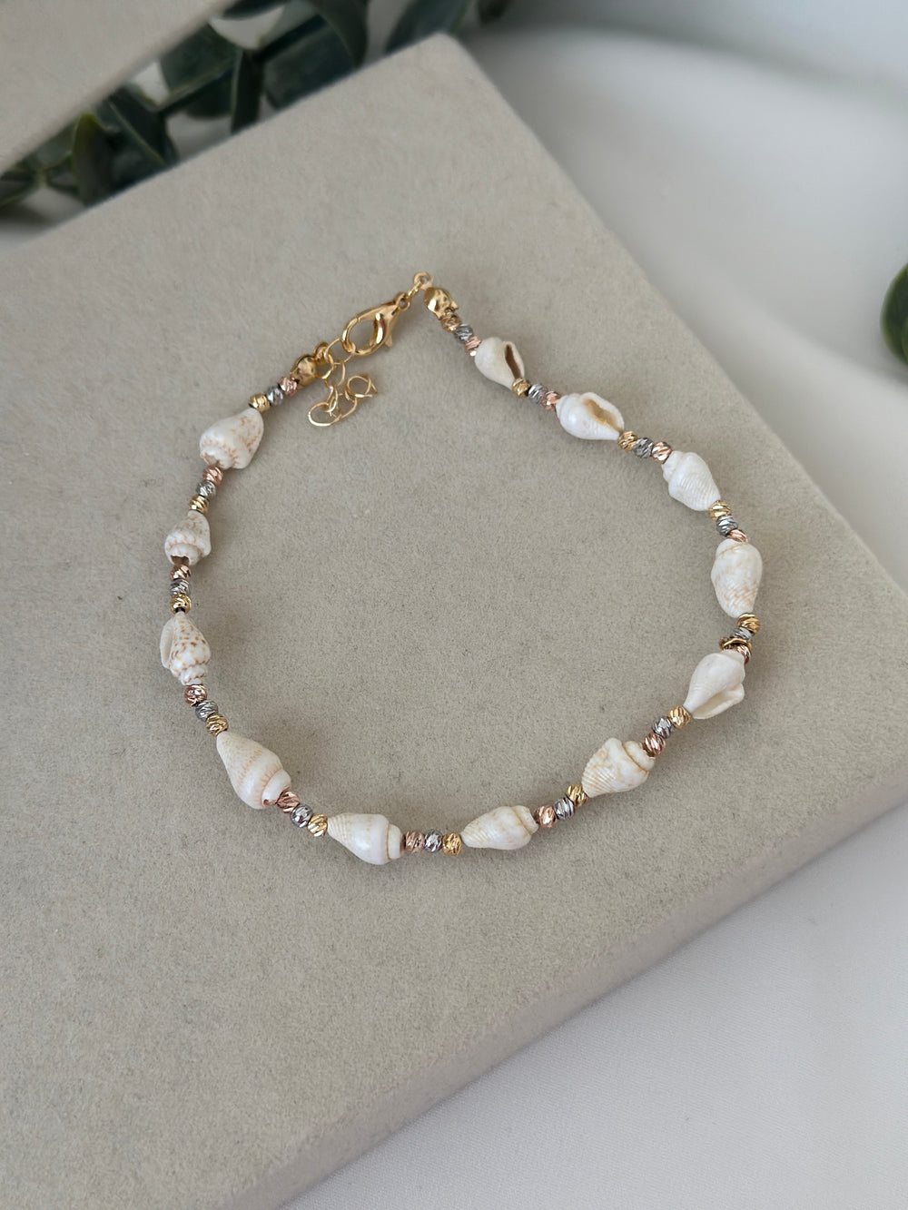 Arası Dorika Taşlı Deniz Kabuklu Halhal