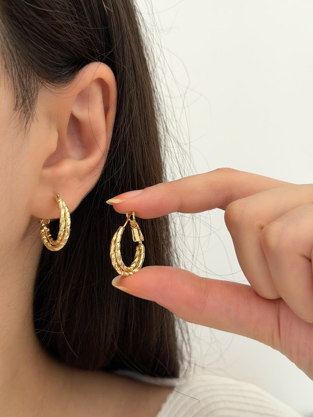 Çift Halka Lazer Desen Küpe