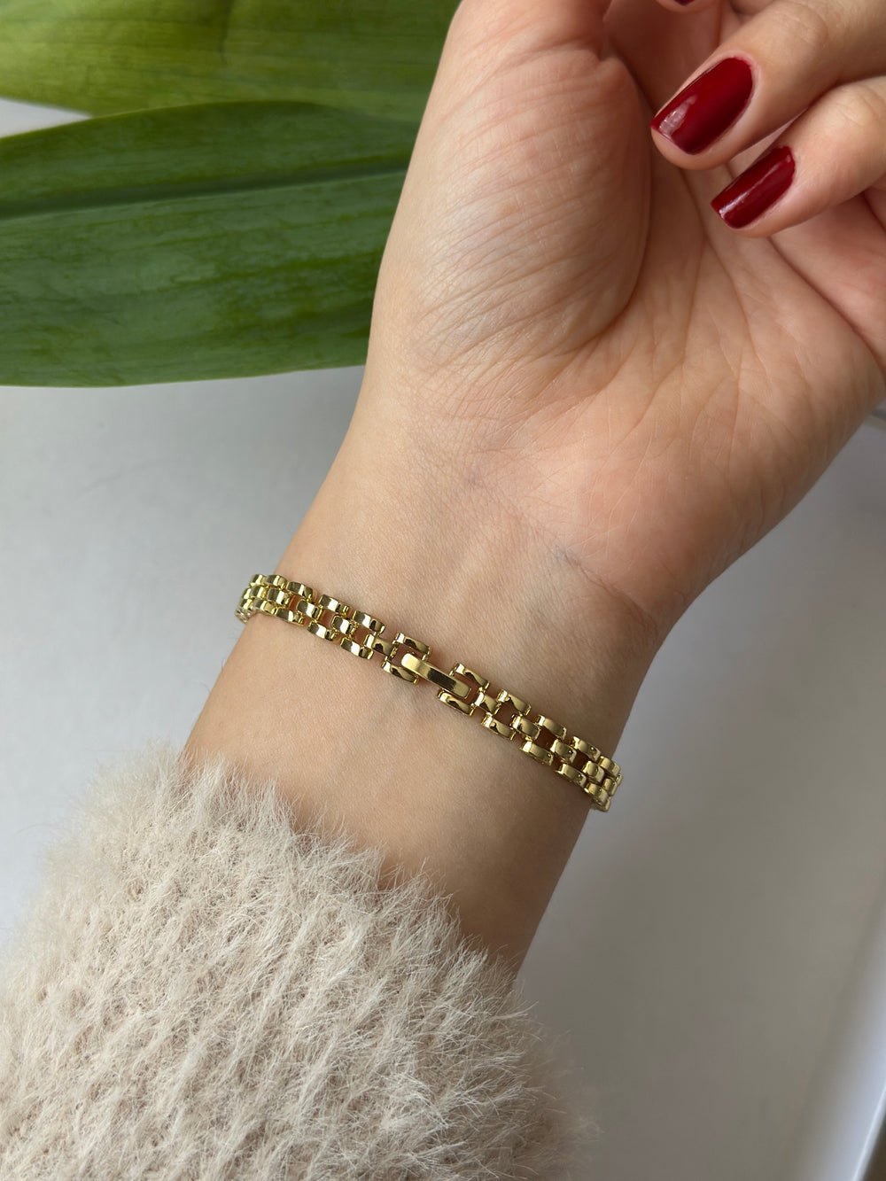 Önü Taşlı Kordon Bileklik