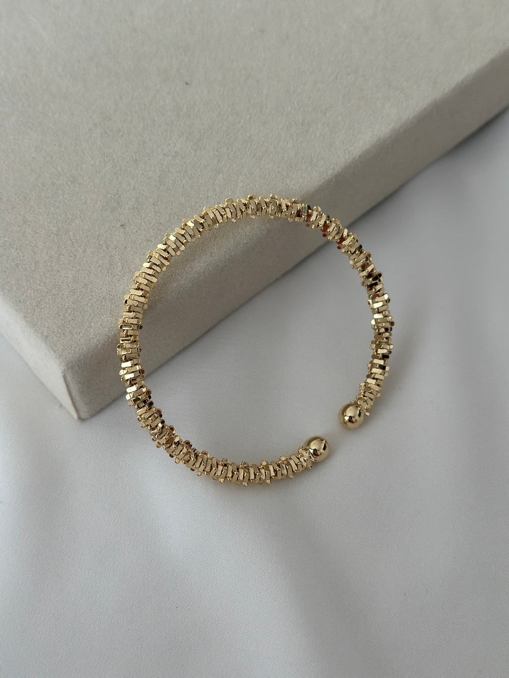 Çelik Zikzak Bileklik