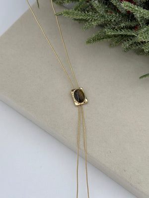 Kaplan Göz Detay Y Model Kolye