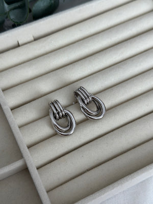 Silver Döngü Küpe