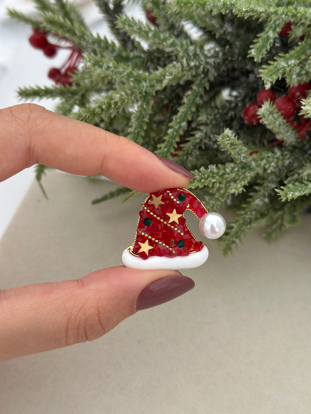 Kırmızı Şapka Broş