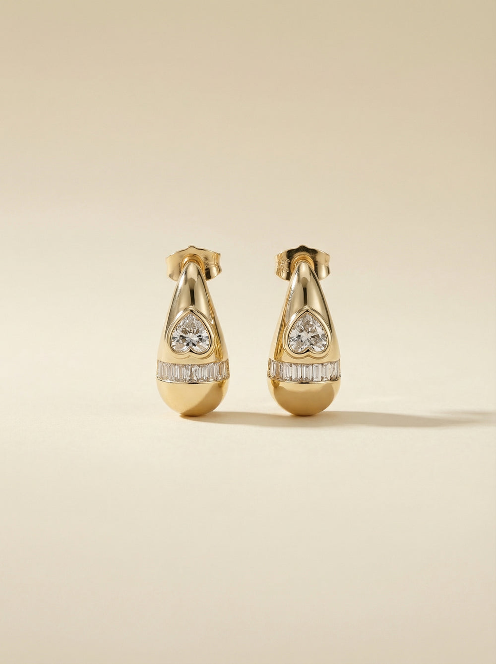 Kalp Taşlı Damla Küpe