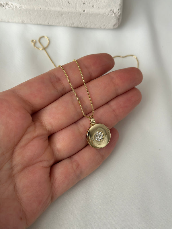 Yuvarlak Plaka Kolye