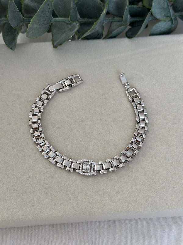 Silver Kordon Ortası Baget Taşlı Bileklik