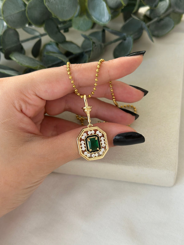 Yeşil Taşlı Serenay Kolye