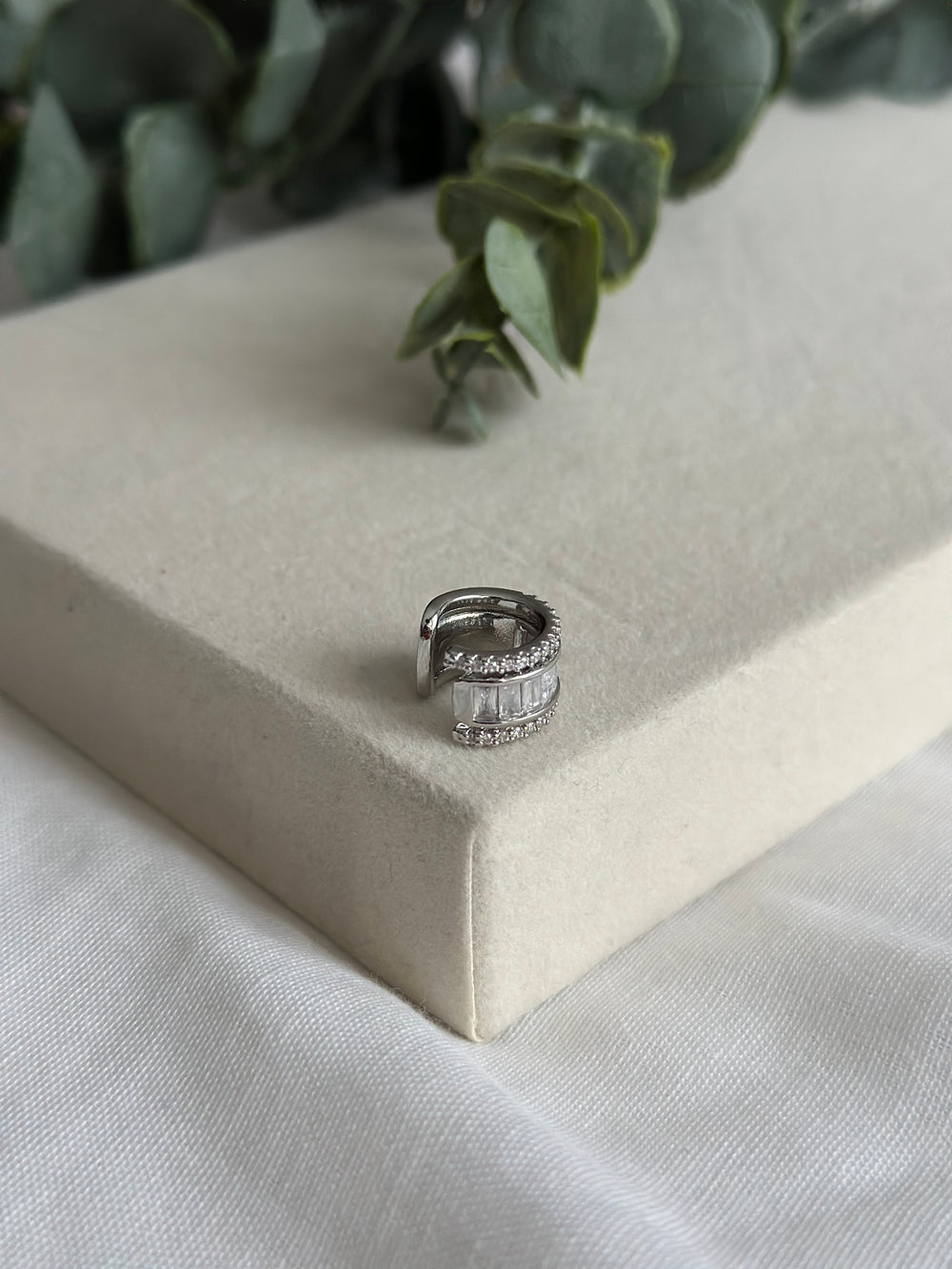Silver Baget Kıkırdak Küpe