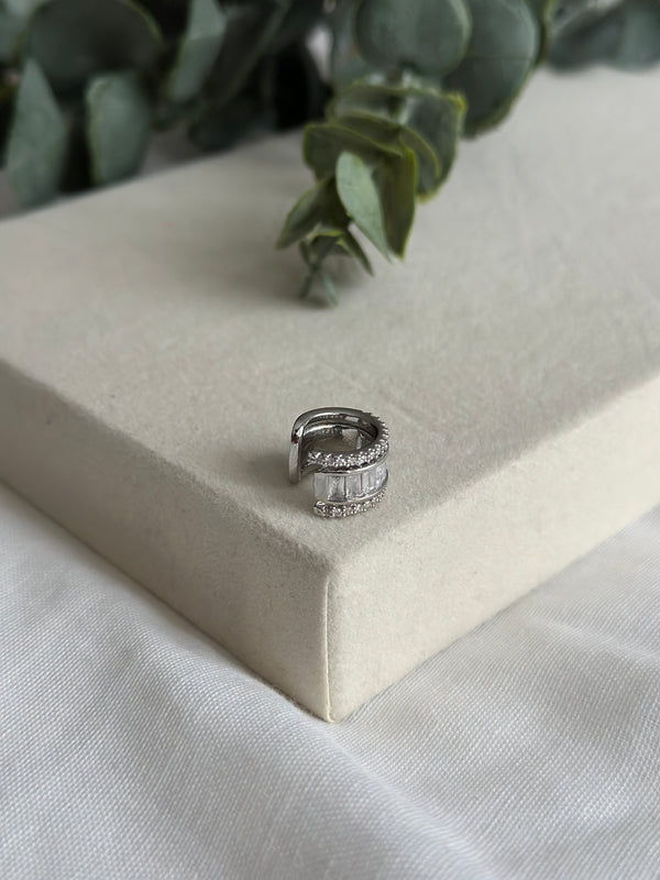 Silver Baget Kıkırdak Küpe