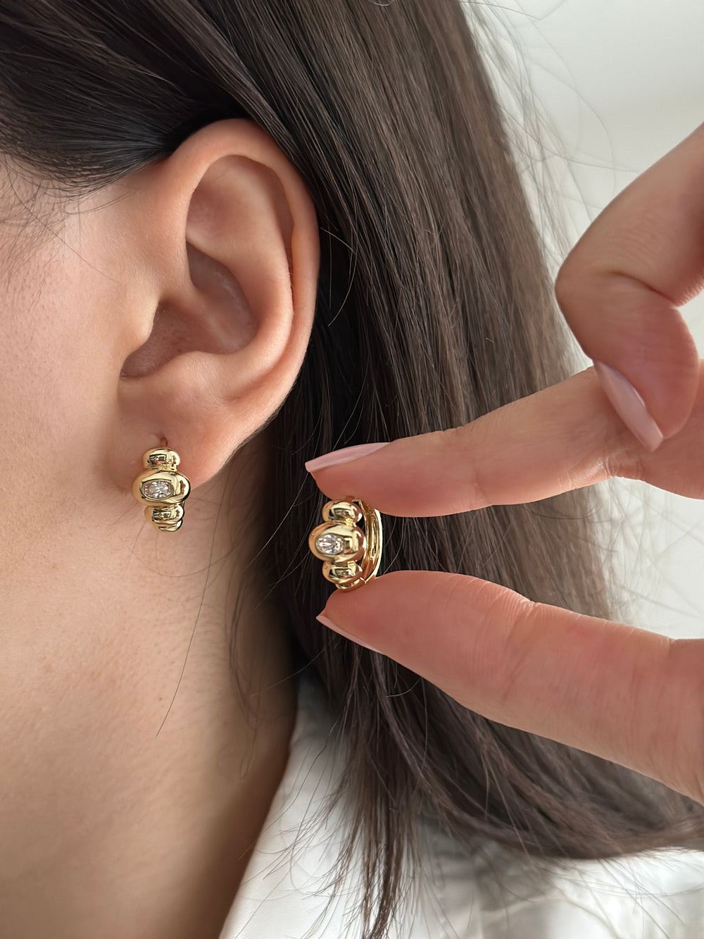 Taşlı Bonita Küpe