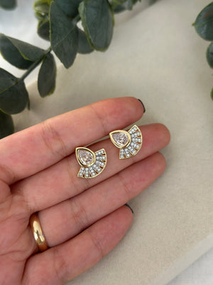 Damla Taşlı Tasarım Küpe