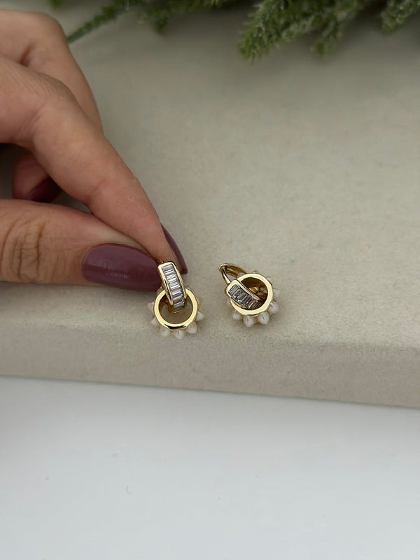 İnci Charmlı Mini Halka Küpe