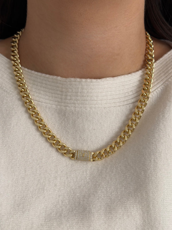 Klipsli Kuyumcu Model Gurmet Kolye