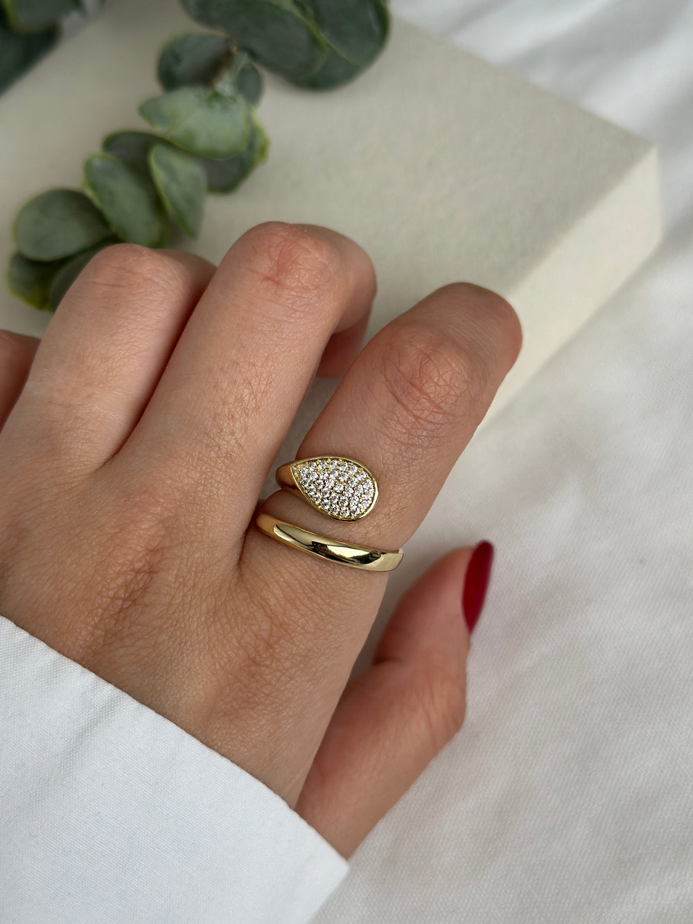 Döngü Ayarlanabilir Yüzük