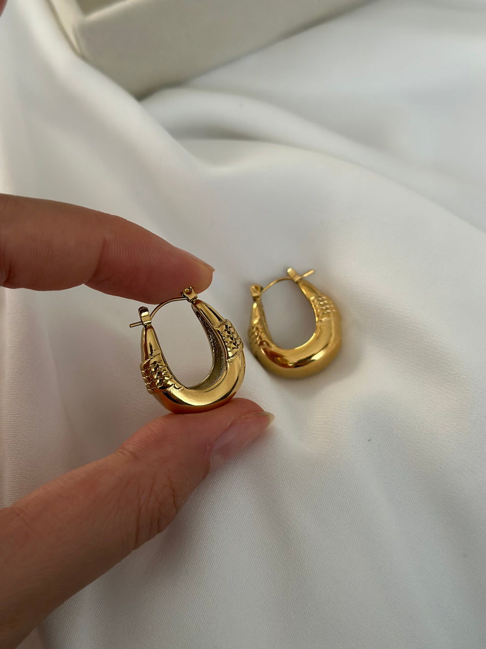 Çelik Vintage Halka Küpe