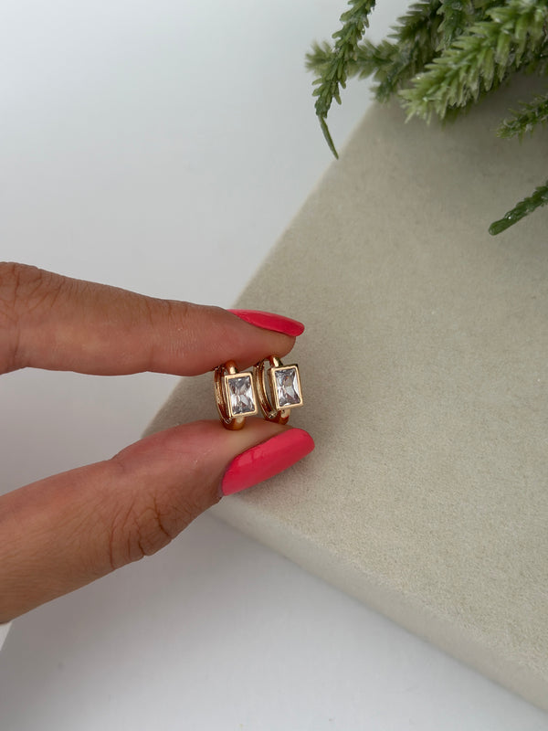 Rose Baget Taşlı Küpe